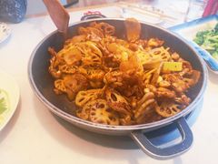 招牌干锅牛蛙-蛙蛙叫干锅年代(簋街总店)