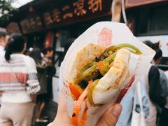 锅魁夹三丝-洞子口张老二凉粉(文殊院店)
