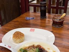 -聚香斋(东关街店)