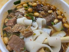 -覃肥叔桂林米粉(粮道街店)