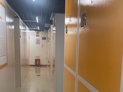 -安东易迷你自助仓储寄存仓库(草桥店)