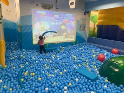 -莫莉幻想儿童乐园(绍兴金帝银泰城店)