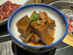 -山川小町·极番烧肉(新地假日广场店)