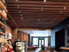 -星巴克臻选(青岛金狮广场店)