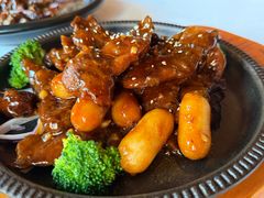 -八府香鸭·啫啫煲(华山路店)