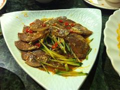 新疆第一菜-东方亚克西餐厅(西康路店)