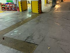 -车享家汽车养护中心(花照壁店)