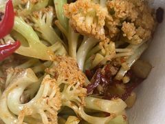 -渔语鱼酸菜鱼新川菜(来福士店)