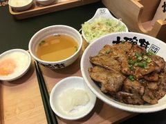-熊吞·大碗丼烧肉饭(济宁万达广场店)