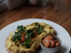 鹰嘴豆泥吐司-Egg•Allday Brunch(襄阳北路店)