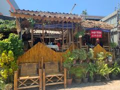 -Jungle Kitchen