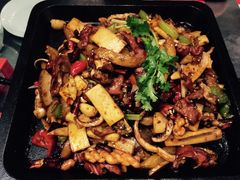 -炭舍干锅·烤鱼(扬名广场店)