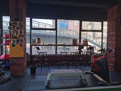 -GYMPLUS私教健身会馆(大悦城店)