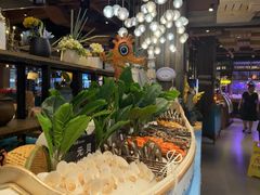 -领鲜活海鲜榴莲自助火锅(东门店)