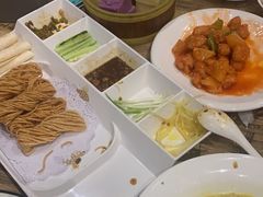 -香山湖家家宴(中山陵店)