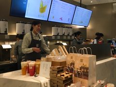 -奈雪的茶(市百一店)