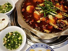 -乡土特色.冷锅鱼.牦牛肉汤锅