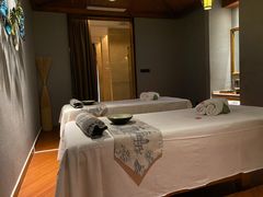 -金色春天.美颜康体纯正SPA(黄泥磅店)