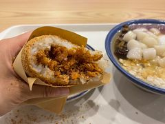 -正南齐北·老街糯米团(洪崖洞店)