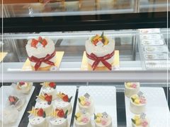 -花花卷卷·鲜食蛋糕(静安久光百货店)