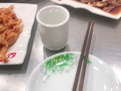 -屯老二农家铁锅炖·行业领军者(梅江店)