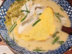 -荣家黄鱼面(前滩太古里店)
