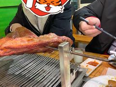 -欢乐牧人蒙古炭烤羊腿(四平路店)