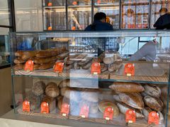 面包甜点陈列柜-老梦面包CHEZMOREL(麦子店)