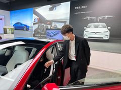 -TESLA 特斯拉(郑州正弘城体验店)