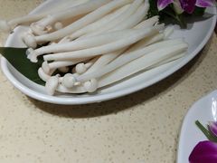 海鲜菇-煲大王猪肚鸡·椰子鸡火锅(红谷滩万达店)