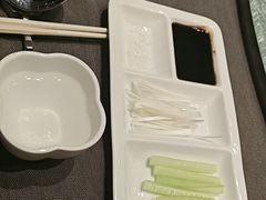 -凤凰园烤鸭店·唐山菜·传承花椒肉(老唐丰路店)