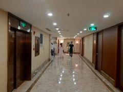 -山明水秀大饭店