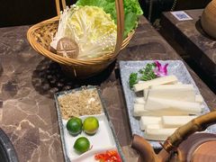 -同仁四季椰子鸡(海岸城天利店)