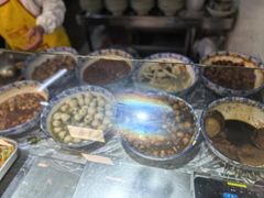 -同济大学本部学苑饮食广场