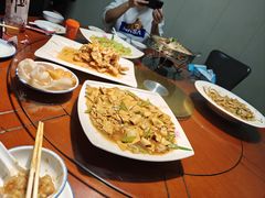 -老码头黑皮肘子锅包肉(赣水路店)