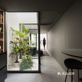 自由自在的生活方式被重新归还给城市和住宅的使用者