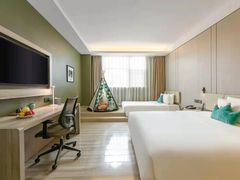 -西安大雁塔科技大学地铁站亚朵酒店