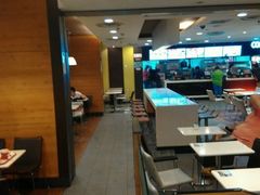 用餐区-肯德基(昌里店)