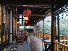 -九华山聚龙大酒店