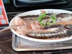 -忘情水鱼头·鲜鱼火锅(滨江中路店)