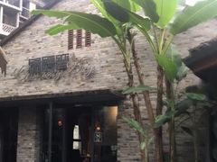 -铜锣湾·有麝自然香(重庆新天地店)