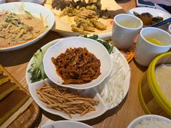 京酱肉丝-关东小磨东北菜(上海长风大悦城店)