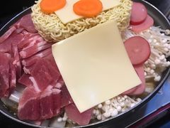 -炙韩料理·部队锅专门店