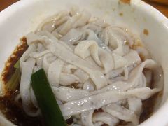 -章记正宗南岗鱼蛋火锅