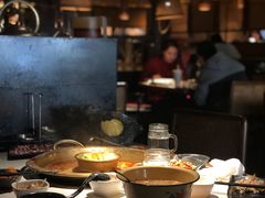 大堂-哥老官重庆美蛙鱼头(西湖银泰十一哥店)