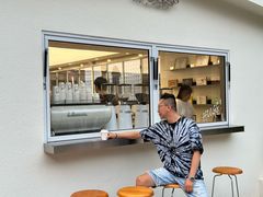 -HUGS coffee(东区店)