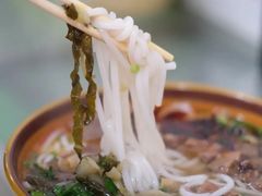 -花溪牛肉粉(八鸽岩店)