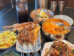 -许哥东北烧烤·铁丳烤串·宫后夹肉(繁花中心店)