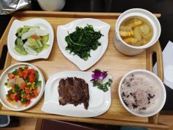 -卓玥国际月子会所(罗山路店)