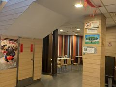 -麦当劳(乳山路店)